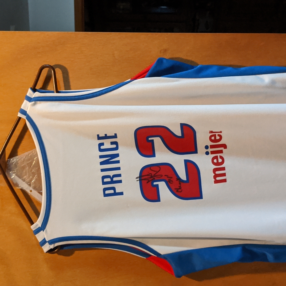 Tayshaun Prince autographed jersey